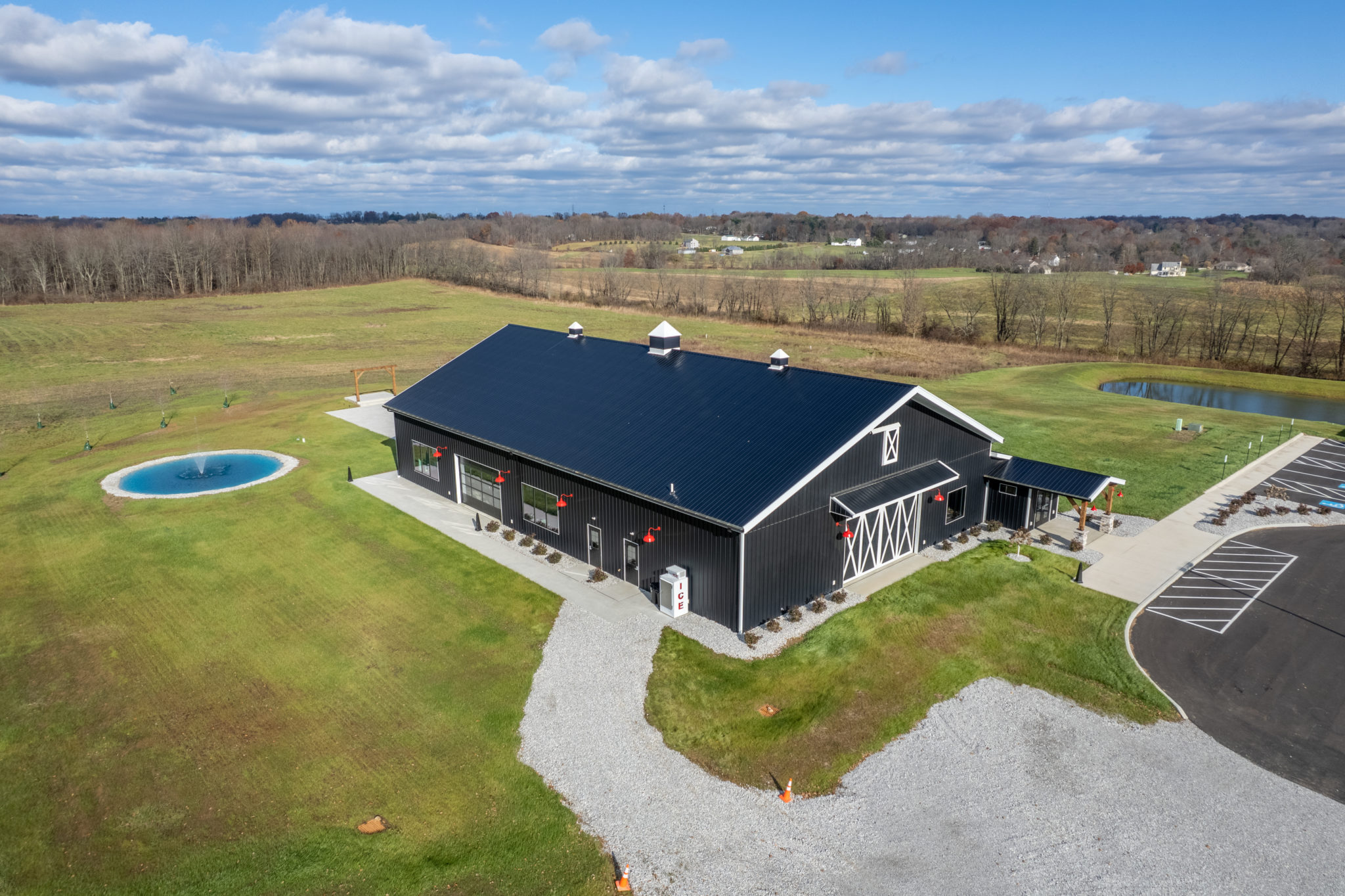 Akron Ohio Wedding Venue The Venue Birdseye Barn at Western Star